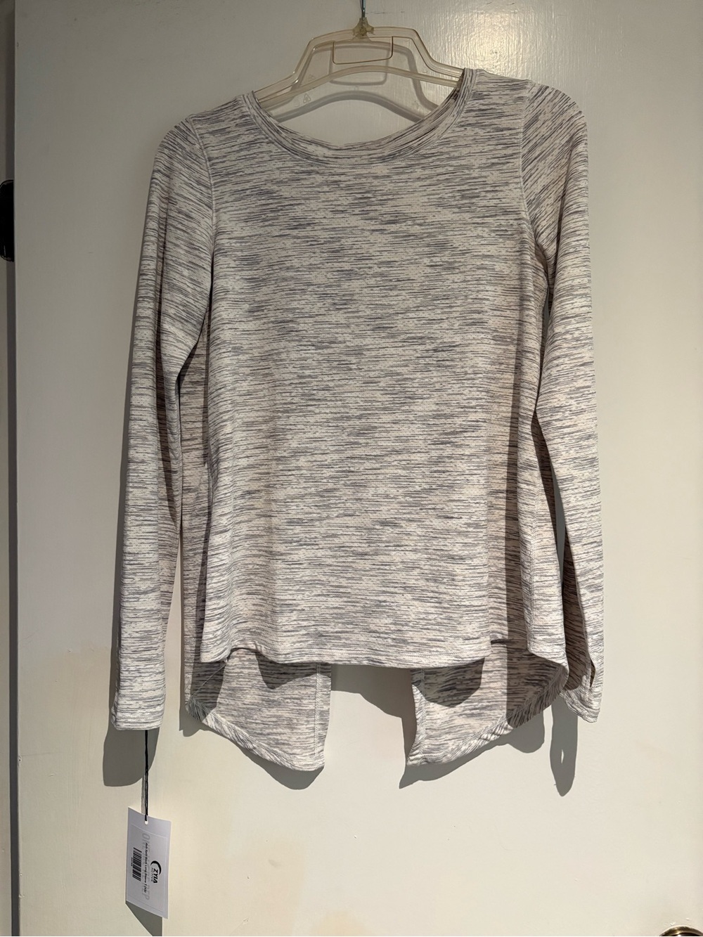 Zyia Active Ash split back long sleeve.